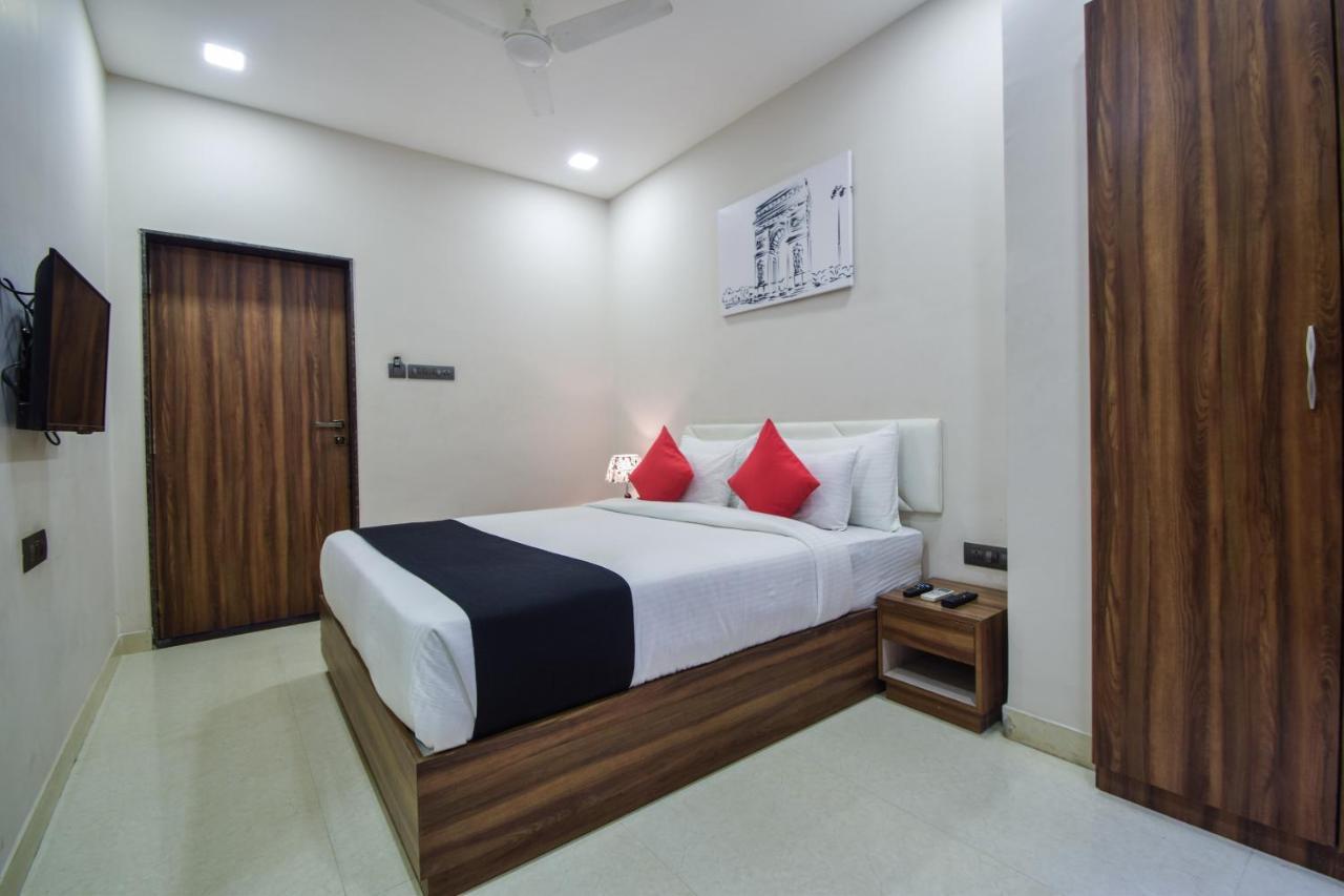 Hotel The Mewar Dabok Esterno foto