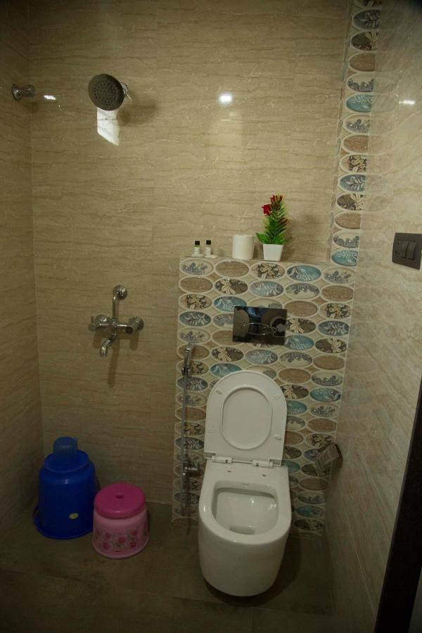 Hotel The Mewar Dabok Esterno foto