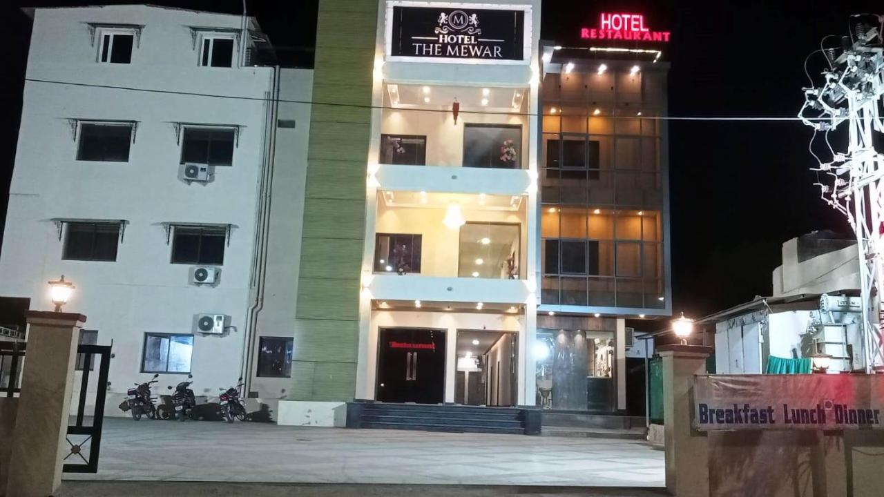 Hotel The Mewar Dabok Esterno foto