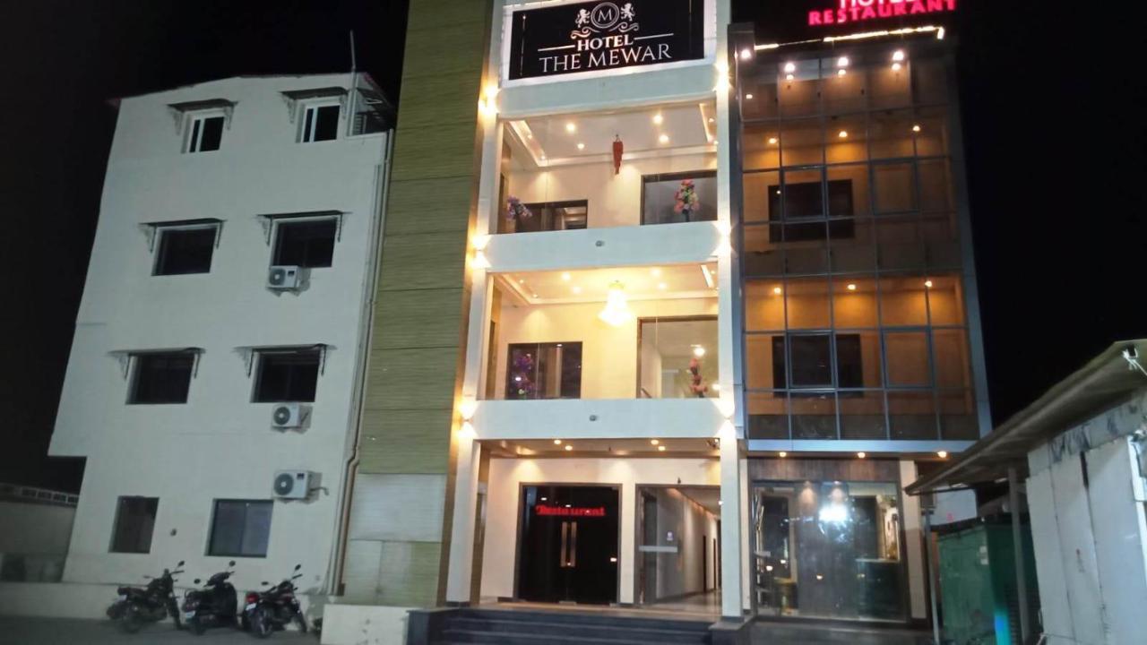 Hotel The Mewar Dabok Esterno foto
